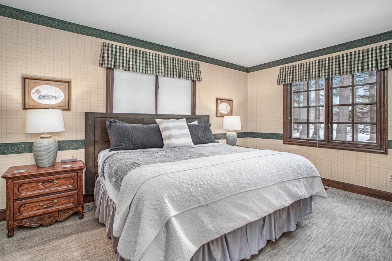 Point O' Woods Villa Benton Harbor Exterior photo