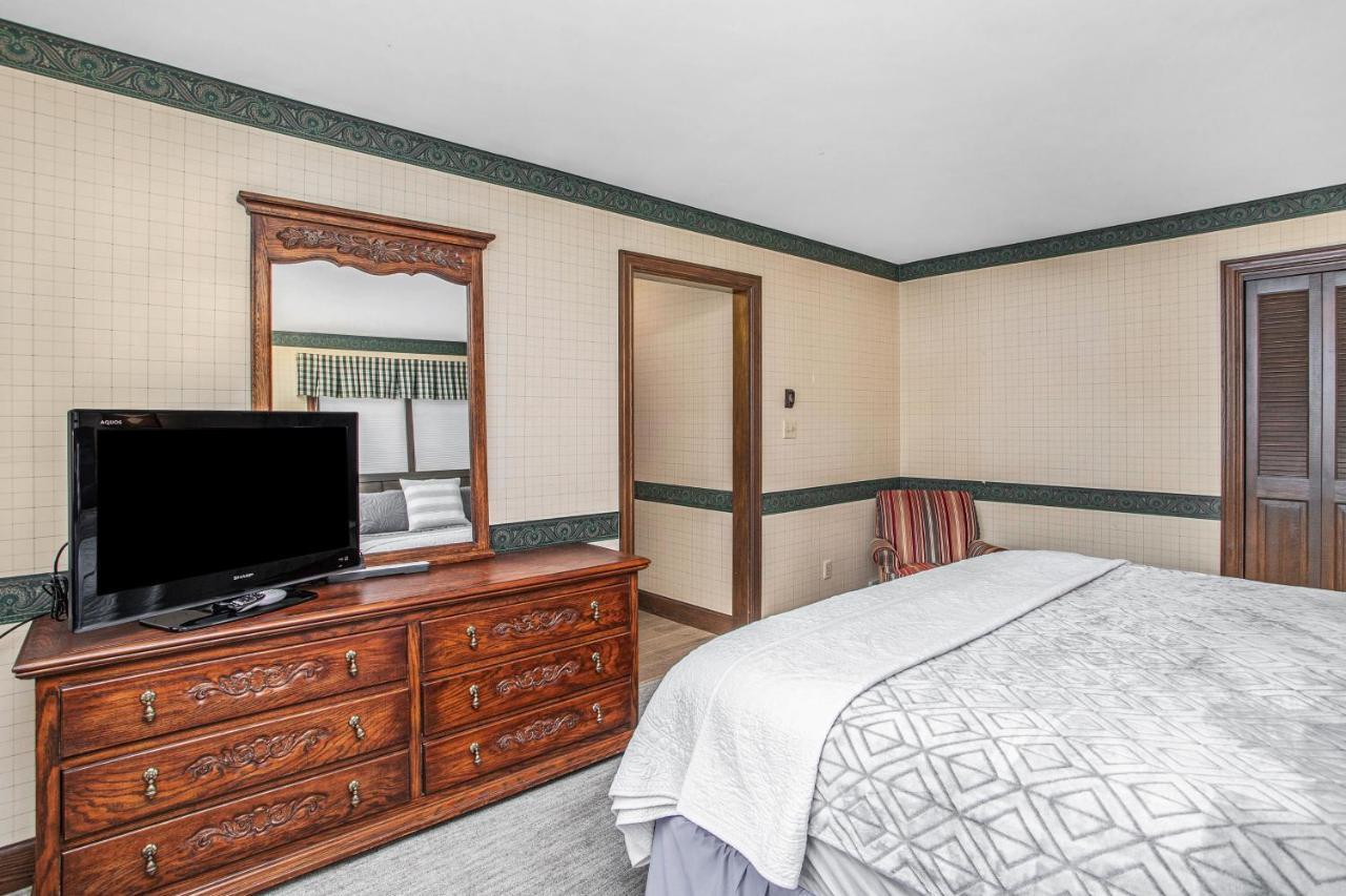 Point O' Woods Villa Benton Harbor Exterior photo