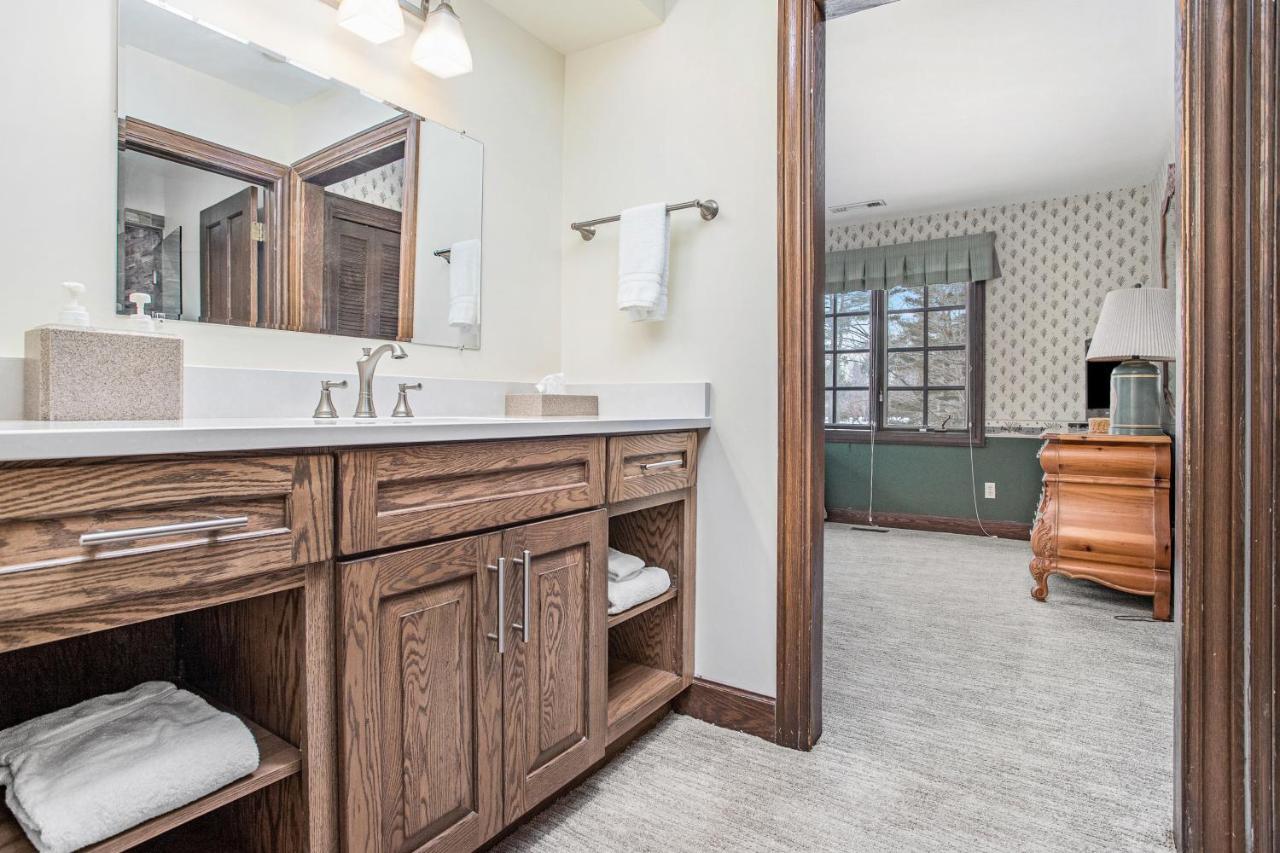 Point O' Woods Villa Benton Harbor Exterior photo