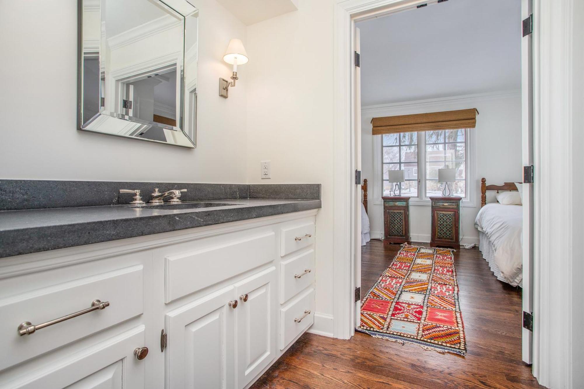 Point O' Woods Villa Benton Harbor Room photo